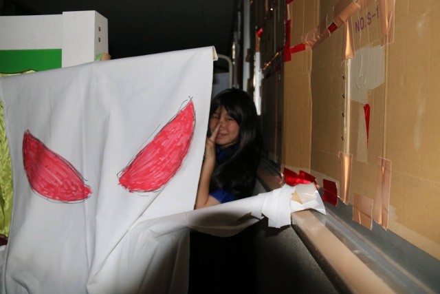 お化け越しの仕掛け人のピース！