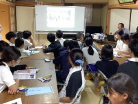西別所の紹介を聞く様子