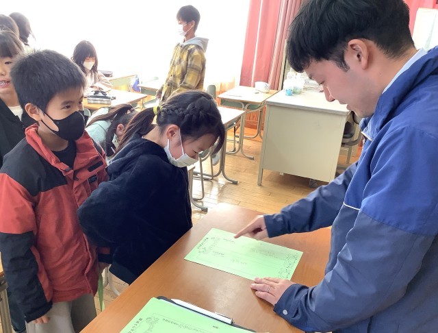 070107_４－５　学活　３学期の目標 (1).JPG