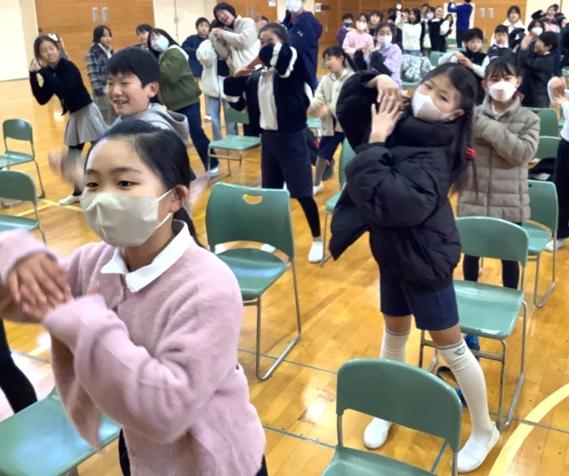 070131_PTA学校保健委員会　けがの予防 (67).JPG