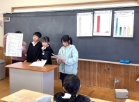 070214_４－５　国語科　調べたことを報告しよう　発表 (1).JPG