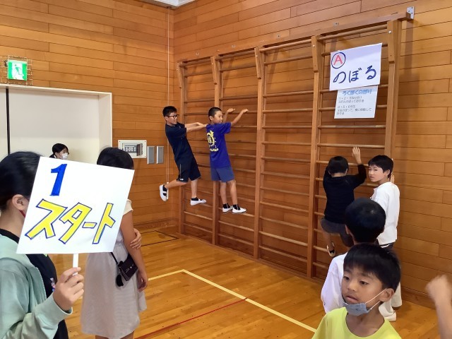 060926_保健員会　けがを防ごう (2).JPG