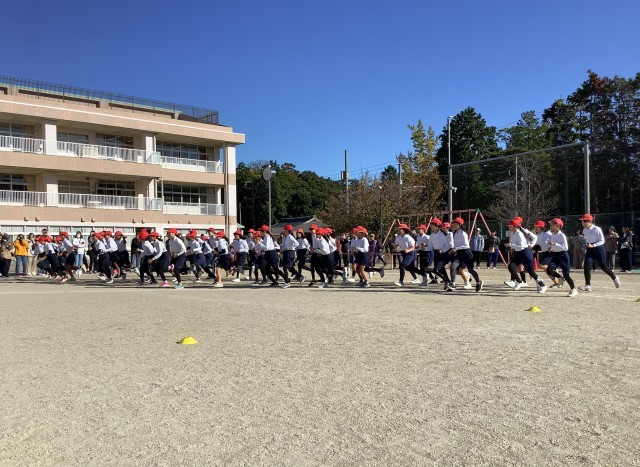 安城市立桜井小学校 | 学校日記 | 11月21日 マラソン大会 6 安城市立桜井小学校 | 学校日記 | 11月21日 マラソン大会 6