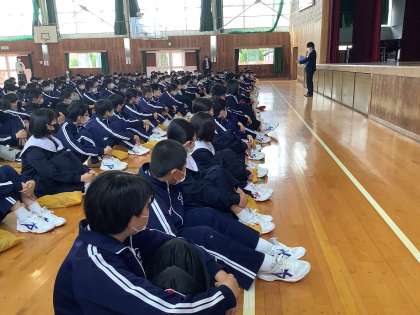 学年集会