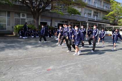 陸上部